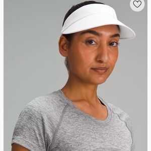 Lululemon Women's Fast Paced Wide Band Running Visor white/ new